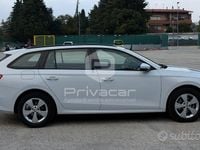 Usata Skoda Octavia Executive 116 CV (85 kW) 2022 Bianco Station wagon
