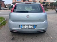 Usata Fiat Grande Punto S 78 CV (57 kW) 2010 Argento metallizzato Utilitaria
