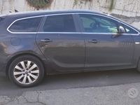 Usata Opel Astra Cosmo 110 CV (80 kW) 2011 Nero Station wagon