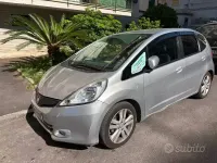 Usata Honda Jazz 99 CV (72 kW) 2015 Grigio Utilitaria