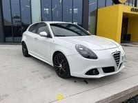 Gebraucht Alfa Romeo Giulietta Quadrifoglio Verde 235 PS (172 kW) 2011 Weiß Limousine