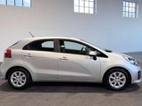 Usata Kia Rio 86 CV (63 kW) 2016 Argento Utilitaria
