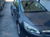 Usata Opel Astra 110 CV (80 kW) 2012 Grigio Berlina