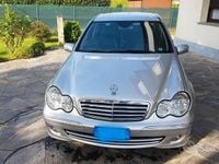 Usata Mercedes C200 Elegance 192 CV (141 kW) 2004 Grigio Berlina