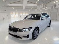 Usata BMW 330e Advantage 184 CV (135 kW) 2021 Bianco Berlina