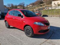 Usata Lancia Ypsilon Gold 85 CV (62 kW) 2019 Rosso Utilitaria