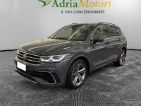 Usata VW Tiguan 150 CV (110 kW) 2023 Grigio scuro SUV