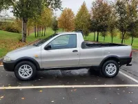 Usata Fiat Strada 69 CV (50 kW) 2000 Grigio Pick-up