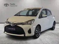 Usata Toyota Yaris Cool 69 CV (50 kW) 2014 Super white Utilitaria