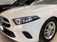 Usata Mercedes A180 Business 116 CV (85 kW) 2019 Bianco Berlina