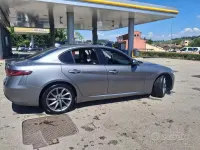 Usata Alfa Romeo Giulia 150 CV (110 kW) 2018 Grigio Berlina