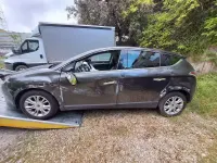 Usata Lancia Delta 120 CV (88 kW) 2011 Grigio Utilitaria