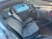 Usata Opel Corsa Enjoy 69 CV (50 kW) 2003 Grigio Utilitaria