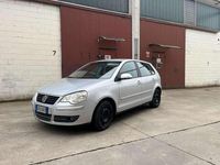 Usata VW Polo Trendline 69 CV (50 kW) 2007 Argento Utilitaria