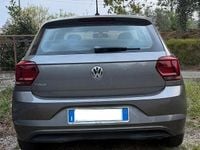 Usata VW Polo Trendline 90 CV (66 kW) 2019 Grigio Utilitaria