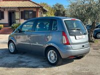 Usata Lancia Musa S 95 CV (69 kW) 2010 Grigio Monovolume
