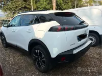 Usata Peugeot 2008 131 CV (96 kW) 2022 Bianco SUV