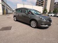 Usata Opel Zafira 134 CV (98 kW) 2017 Grigio Monovolume
