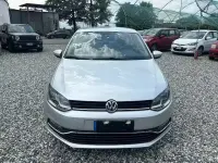 Usata VW Polo Trendline 75 CV (55 kW) 2016 Grigio Berlina