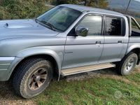Usata Mitsubishi L 115 CV (84 kW) 2004 Grigio SUV