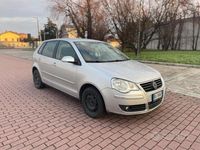 Usata VW Polo Comfortline 69 CV (50 kW) 2007 Bianco Utilitaria