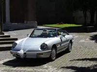 Usata Alfa Romeo Spider 122 CV (89 kW) 1990 Cabrio