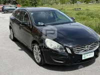 Usata Volvo V60 Kinetic 163 CV (119 kW) 2011 Nero Station wagon