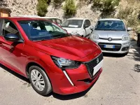 Usata Peugeot 208 Allure 102 CV (75 kW) 2022 Rosso Utilitaria