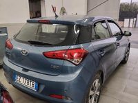 Usata Hyundai i20 Style 75 CV (55 kW) 2015 Grigio Utilitaria