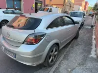 Usata Opel Astra 150 CV (110 kW) 2007 Grigio Berlina