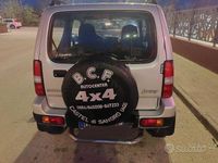Second-hand Suzuki Jimny 86 CP (63 kW) 2006 Gri SUV