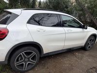 Usata Mercedes GLA200 Premium 136 CV (100 kW) 2019 Bianco SUV