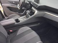 Usata Peugeot 3008 130 CV (95 kW) 2019 Nero SUV