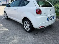 Usata Alfa Romeo MiTo Distinctive 79 CV (58 kW) 2010 Giallo Utilitaria