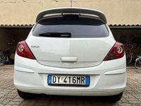 Usata Opel Corsa 80 CV (58 kW) 2010 Bianco Utilitaria