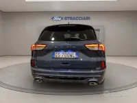 Usata Ford Kuga ST-Line 120 CV (88 kW) 2024 Blu metallizzato SUV
