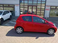 Usata Toyota Aygo Sol 68 CV (50 kW) 2007 Rosso Utilitaria