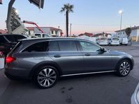 Usata Mercedes E220 All-Terrain Premium Plus 194 CV (142 kW) 2019 Argento Station wagon