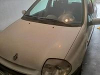 Usata Renault Clio II 107 CV (78 kW) 2000 Bianco Berlina