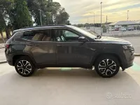 Usata Jeep Compass Limited 131 CV (96 kW) 2023 Grigio scuro SUV