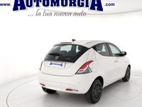 Usata Lancia Ypsilon Gold 69 CV (50 kW) 2021 Bianco Utilitaria