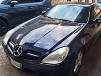 Usata Mercedes SLK200 163 CV (119 kW) 2005 Blu Cabrio
