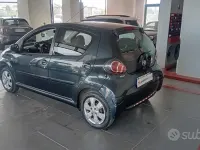 Usata Toyota Aygo 68 CV (50 kW) 2011 Grigio Utilitaria
