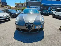 Usata Alfa Romeo Giulietta Progression 120 CV (88 kW) 2014 Gray Utilitaria