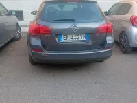 Usata Opel Astra 110 CV (80 kW) 2011 Grigio Station wagon