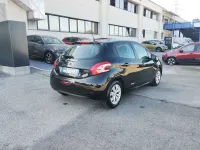 Usata Peugeot 208 Business-Line 68 CV (50 kW) 2012 Nero Utilitaria