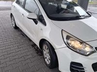 Usata Kia Rio 83 CV (61 kW) 2016 Bianco Berlina
