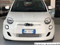 Usata Fiat 500e 86 kW (118 CV) 2023 Bianco pastello Berlina