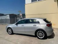 Usata Mercedes A180 116 CV (85 kW) 2019 Argento Berlina