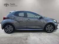 Usata Toyota Yaris Lounge 91 CV (66 kW) 2022 Dark grey met Utilitaria